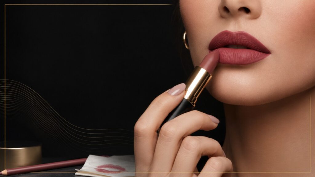 چگونه رژ لب را ماندگار کنیم؟ ۷ ترفند افزایش ماندگاری رژ لب